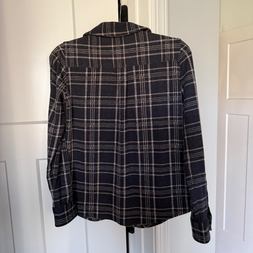 Faherty Brushed Flannel Button Down Stretch Navy … - image 4